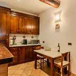 Lungolago By Interhome דירה לקו