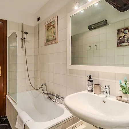 Lungolago By Interhome *