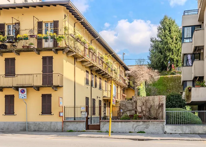 Lungolago By Interhome