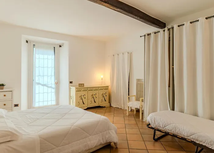 Lägenhet Lungolago By Interhome Lecco